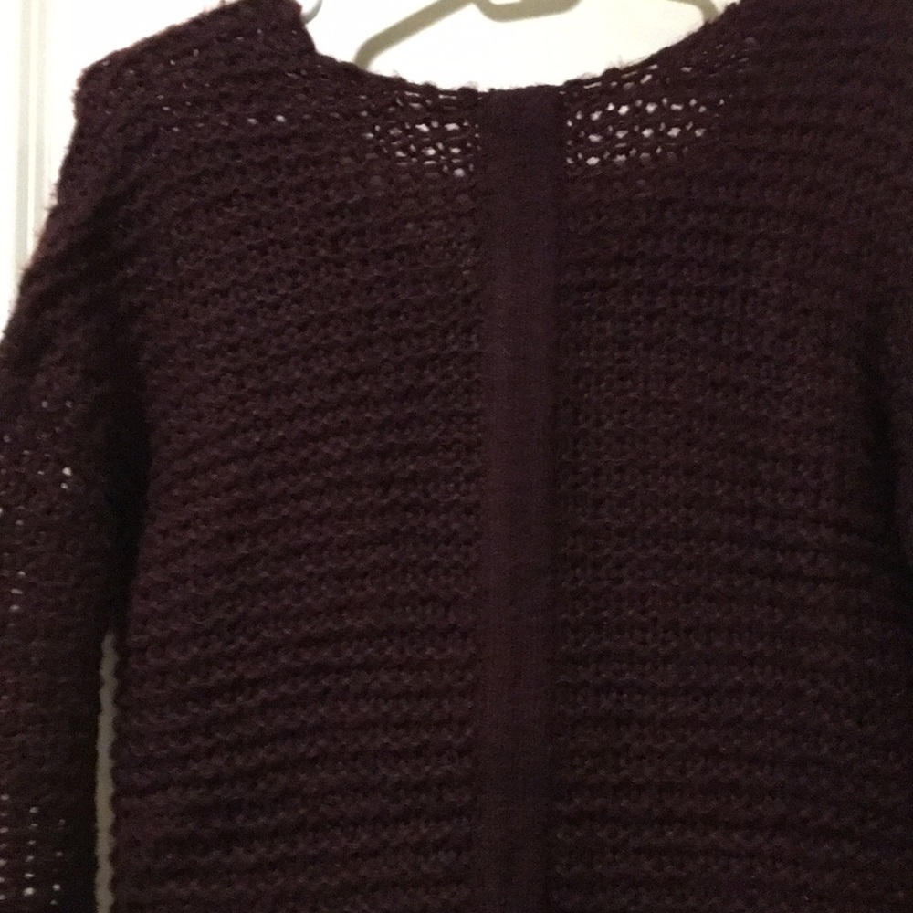 Dex womens open Knit pullover Sweater/center back pattern hi/lo design size XS